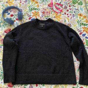 Banana Republic Coveted Pullover Black Sweater - Women’s XS